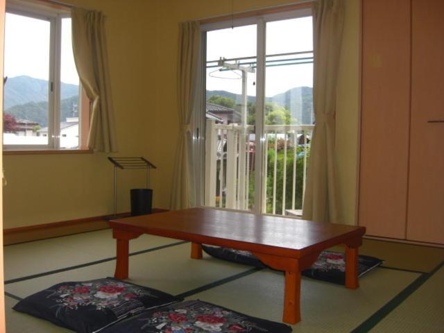 Resort Inn Sakanoshita Fudžikawagučiko Pokoj fotografie